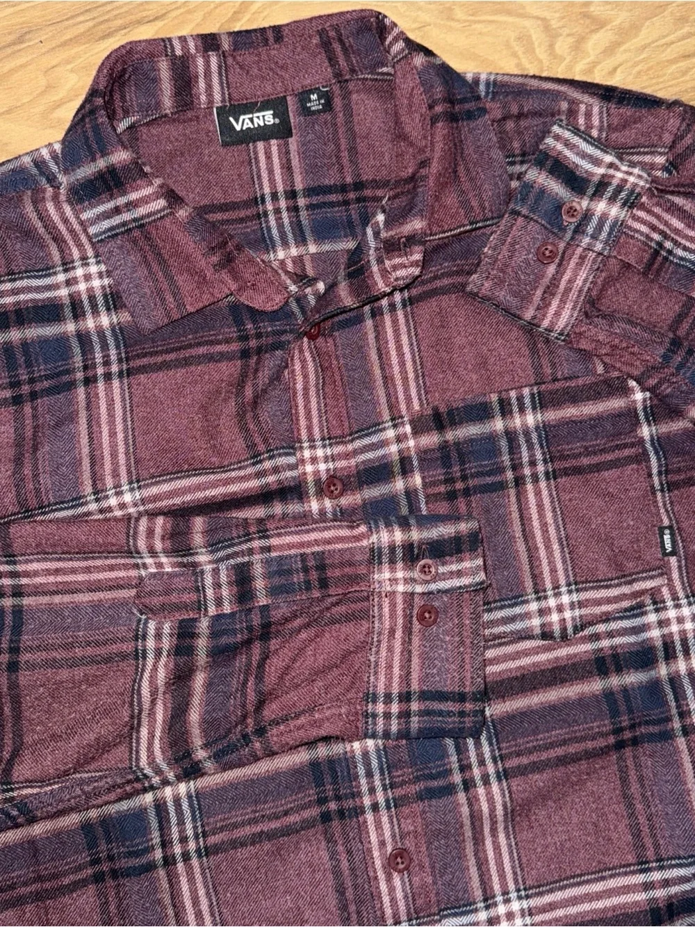 Vans sz. M Burgundy Plaid Long Sleeve Button Down Flannel Shirt Cotton Lumberjac